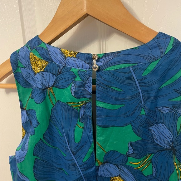 Tommy Hilfiger Summer dress fits a size 8 - Picture 3 of 5